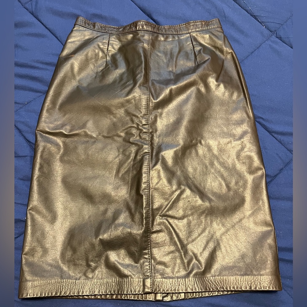 EDITIONS skirt Leather, size 11 Brown color